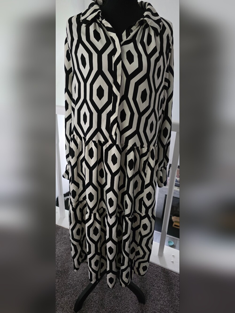 H&M Black and White Geometric Tiered Shirt Dress